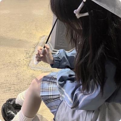 女孩的成长图腾 海报