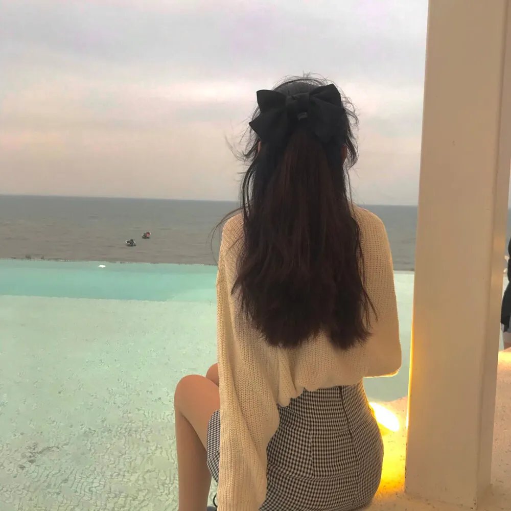 嗜谎之神 海报